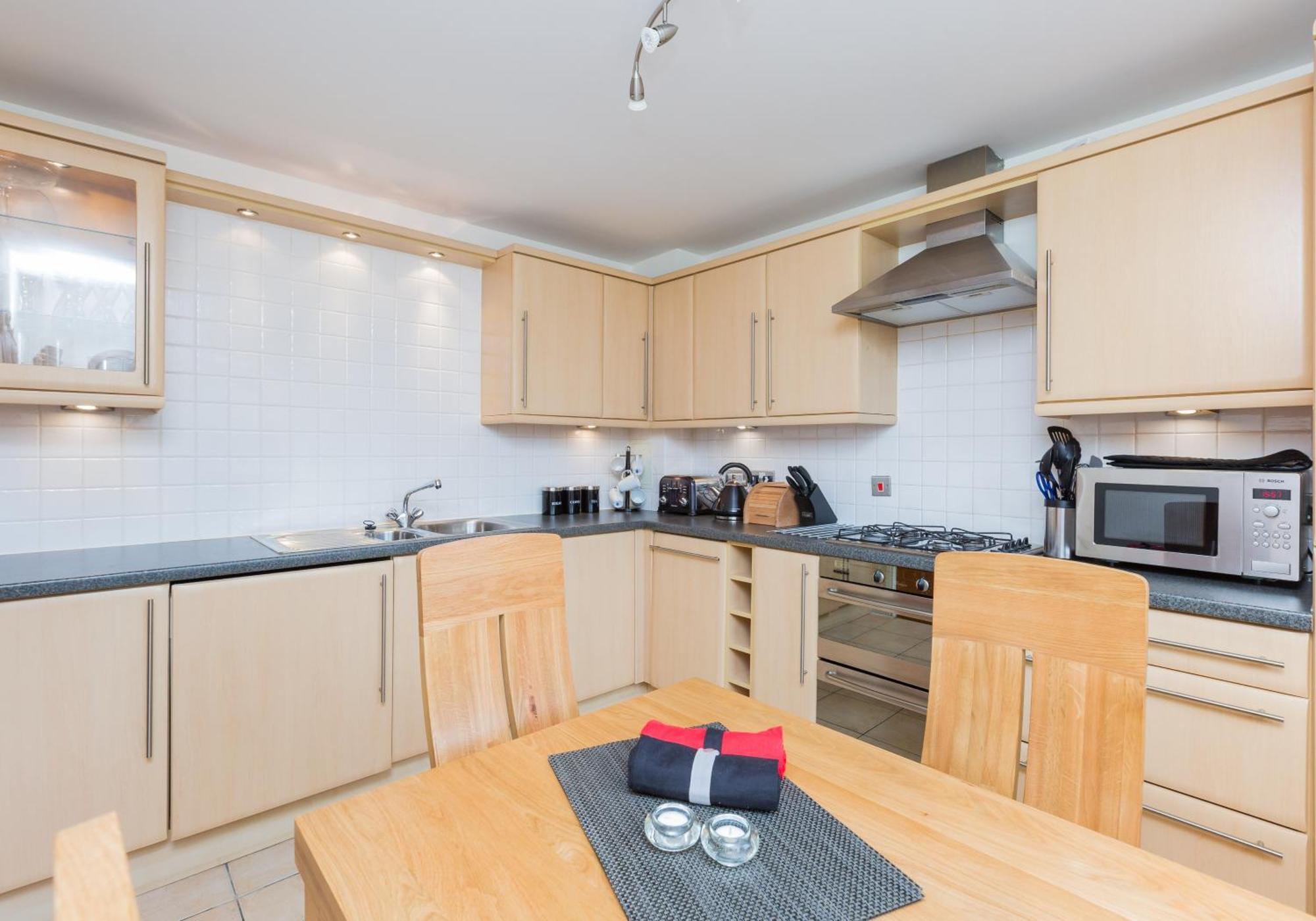 Old Tolbooth Wynd - 388 Apartment Edinburgh Exterior photo
